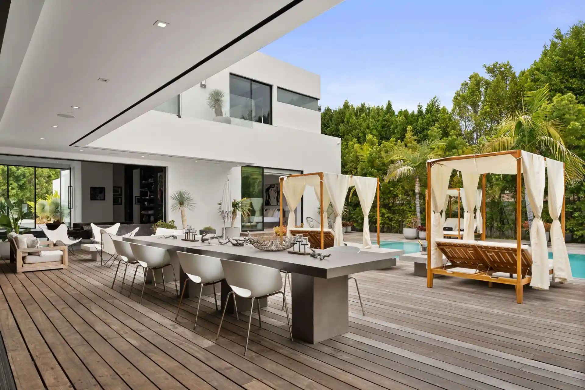 Fotober viral property marketing for social media and realty websites